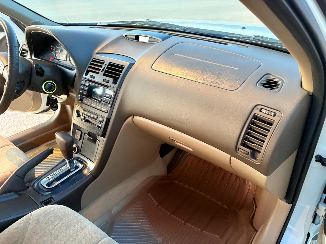 Used 2000 Nissan Maxima GXE image 21