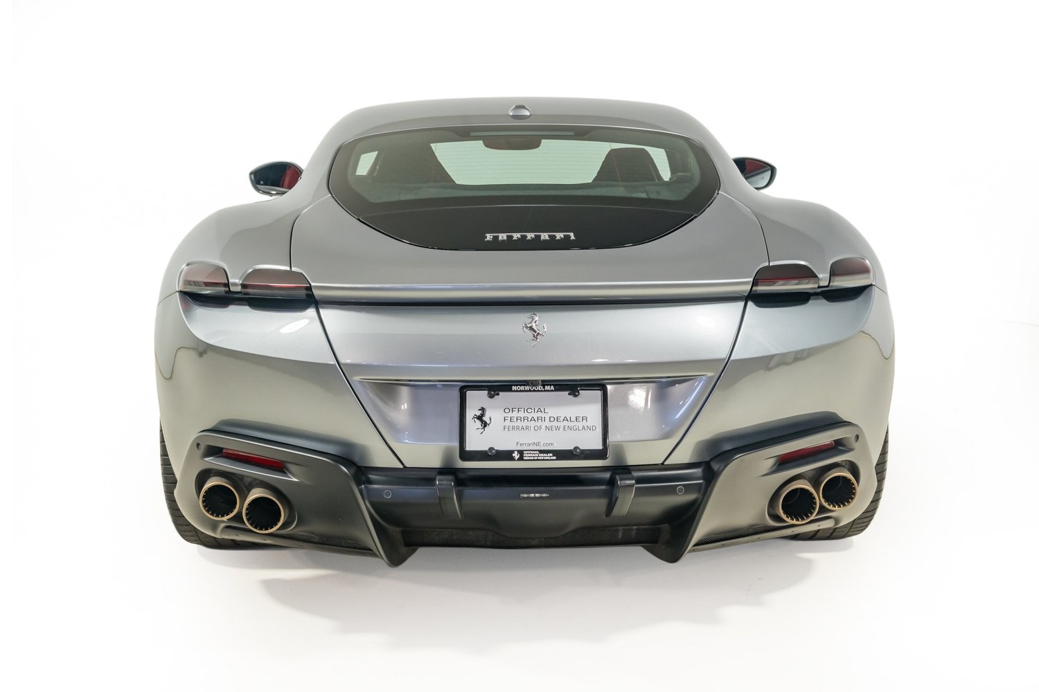 Used 2022 Ferrari Roma RWD image 8