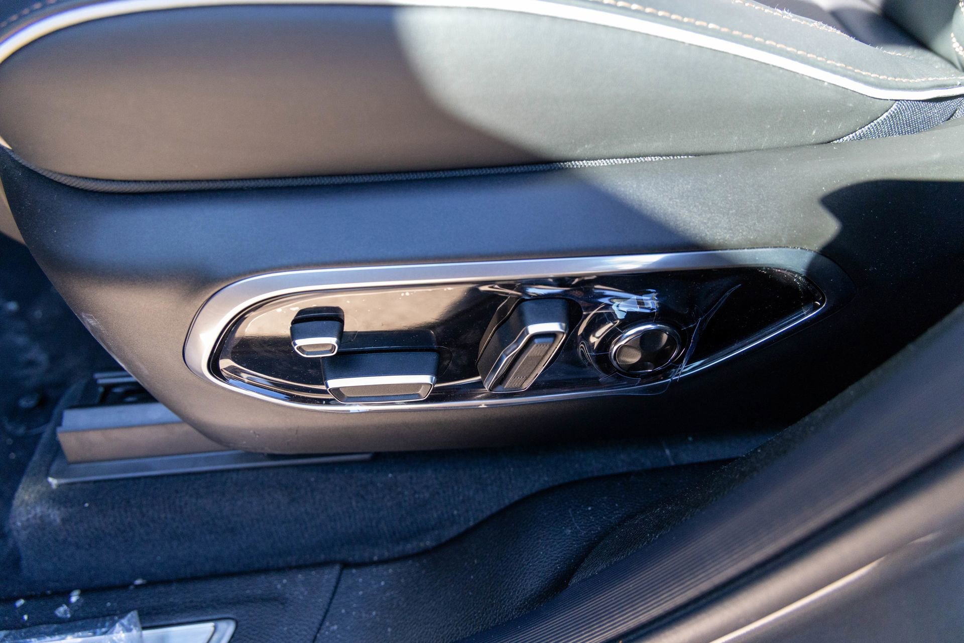 New 2026 Jeep Grand Cherokee L Summit w/ Advanced Protech Group IV image 6