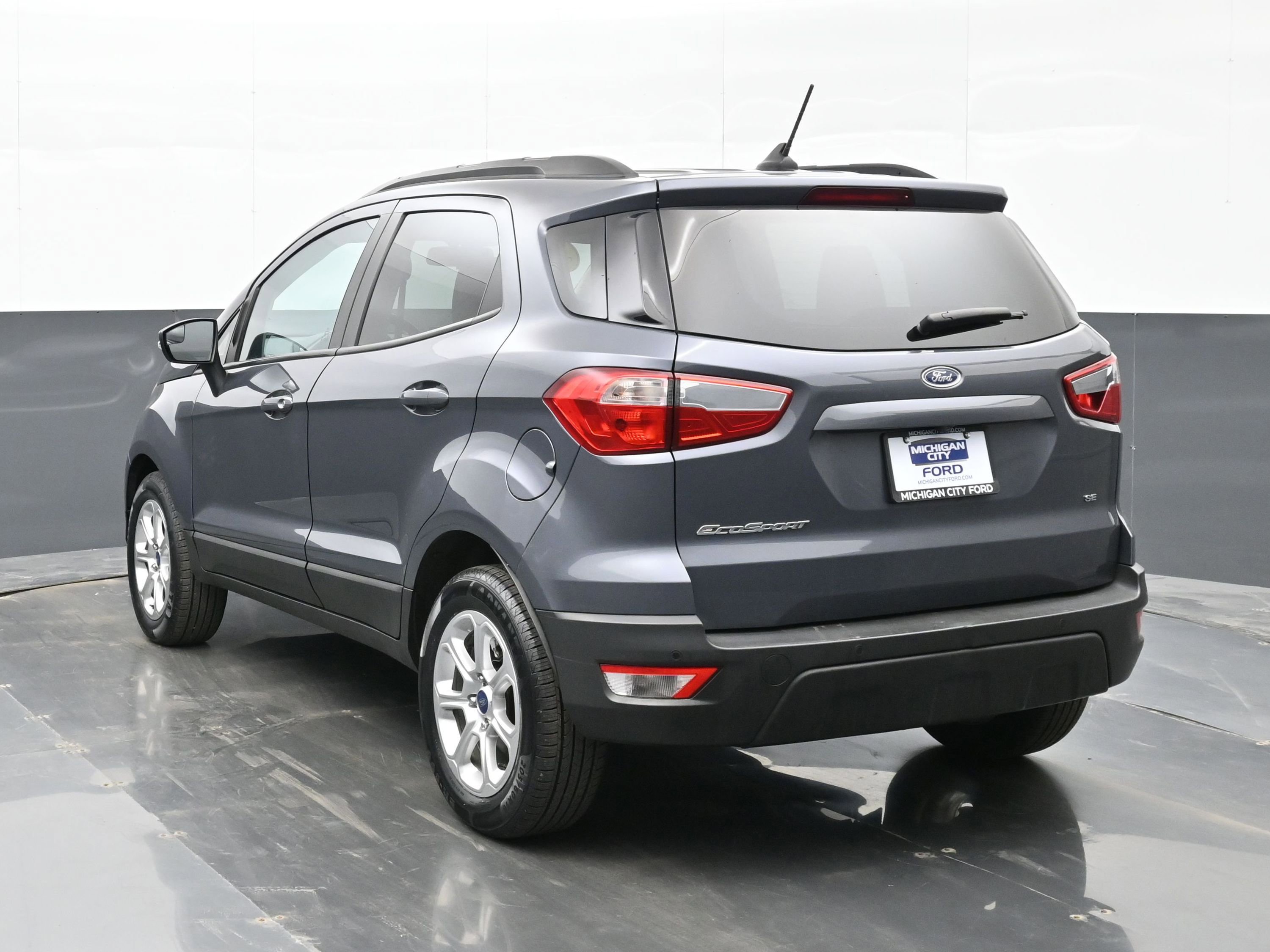 Used 2021 Ford EcoSport SE image 6