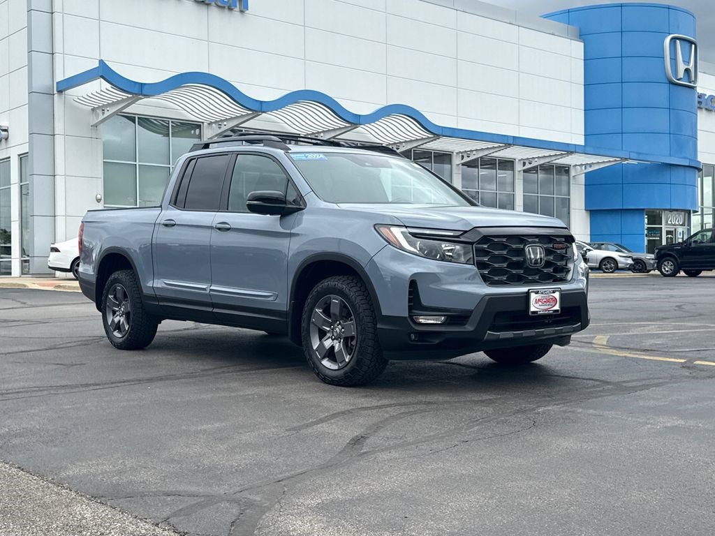 Used 2024 Honda Ridgeline TrailSport image 3
