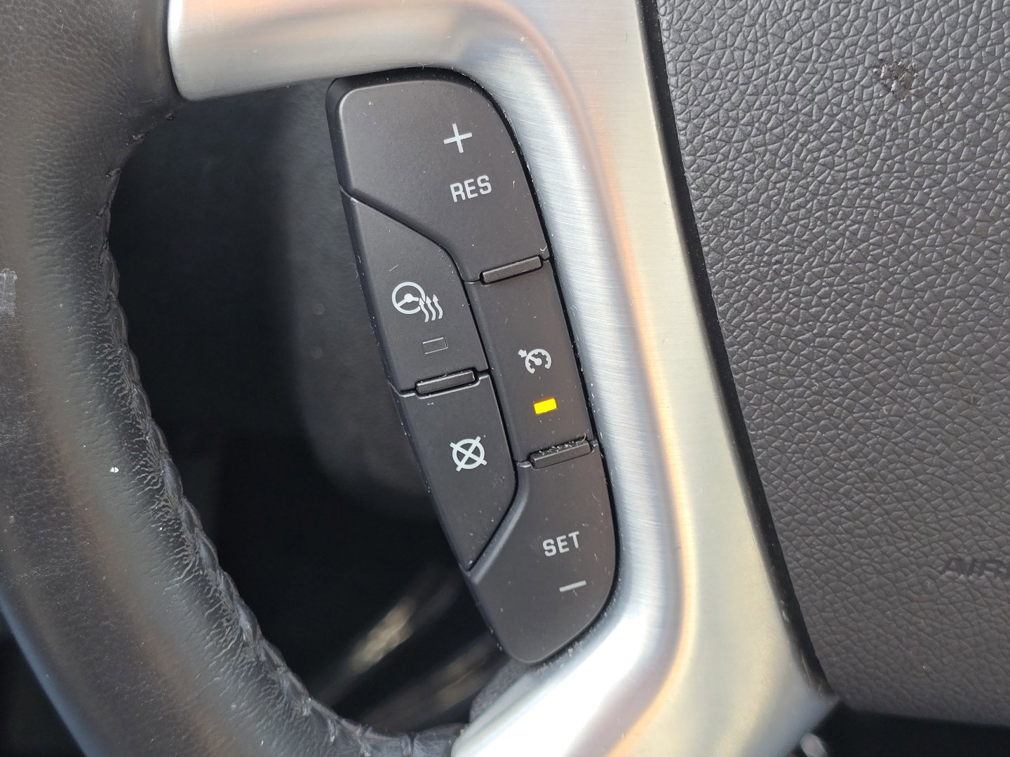 Used 2017 GMC Acadia Limited SLT image 18