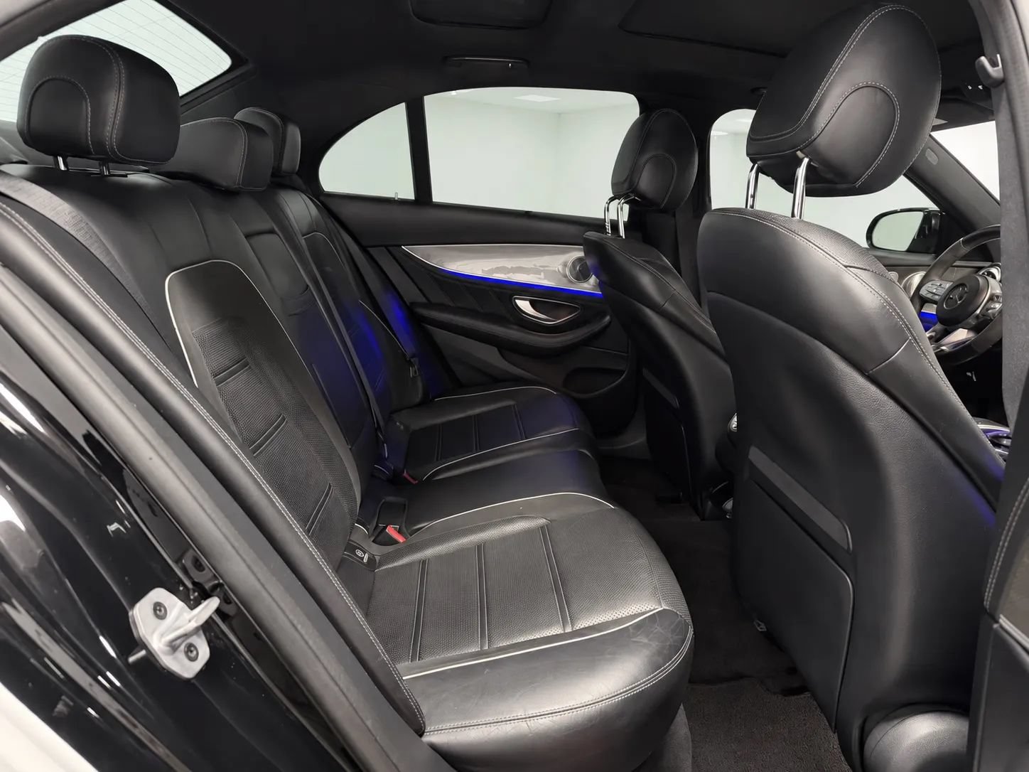 Used 2019 Mercedes-Benz E 63 AMG S w/ Driver Assistance Package image 22