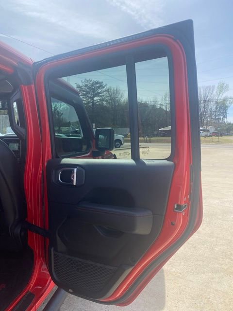 Used 2018 Jeep Wrangler Unlimited Rubicon image 12