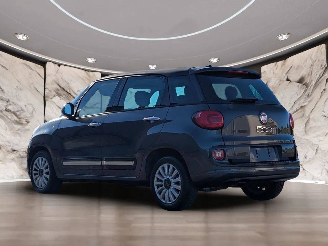 Used 2015 FIAT 500L Lounge FWD image 7