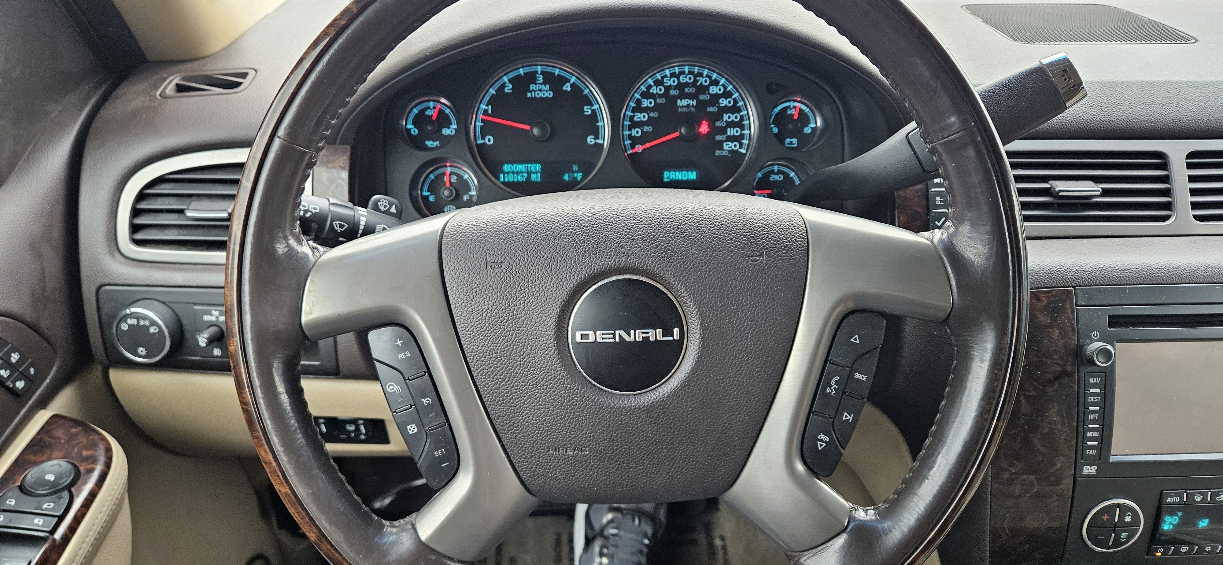 Used 2012 GMC Yukon Denali image 13