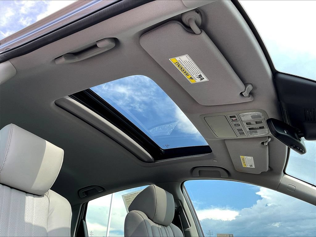 Certified 2018 Honda Accord Touring image 17