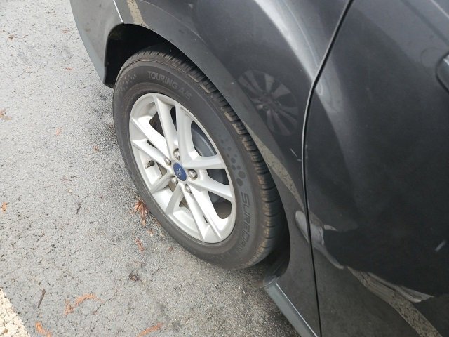 Used 2015 Ford Focus SE image 7