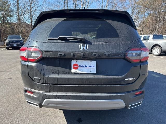 Used 2023 Honda Pilot Touring image 4