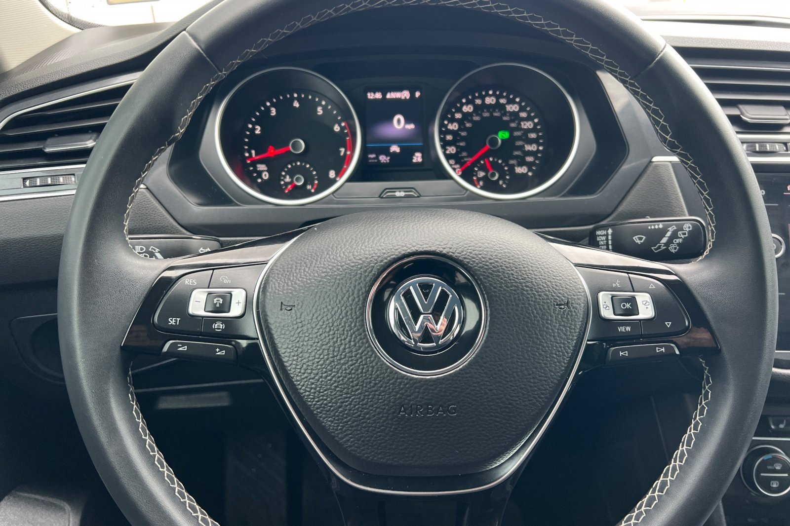 Used 2021 Volkswagen Tiguan SE image 20