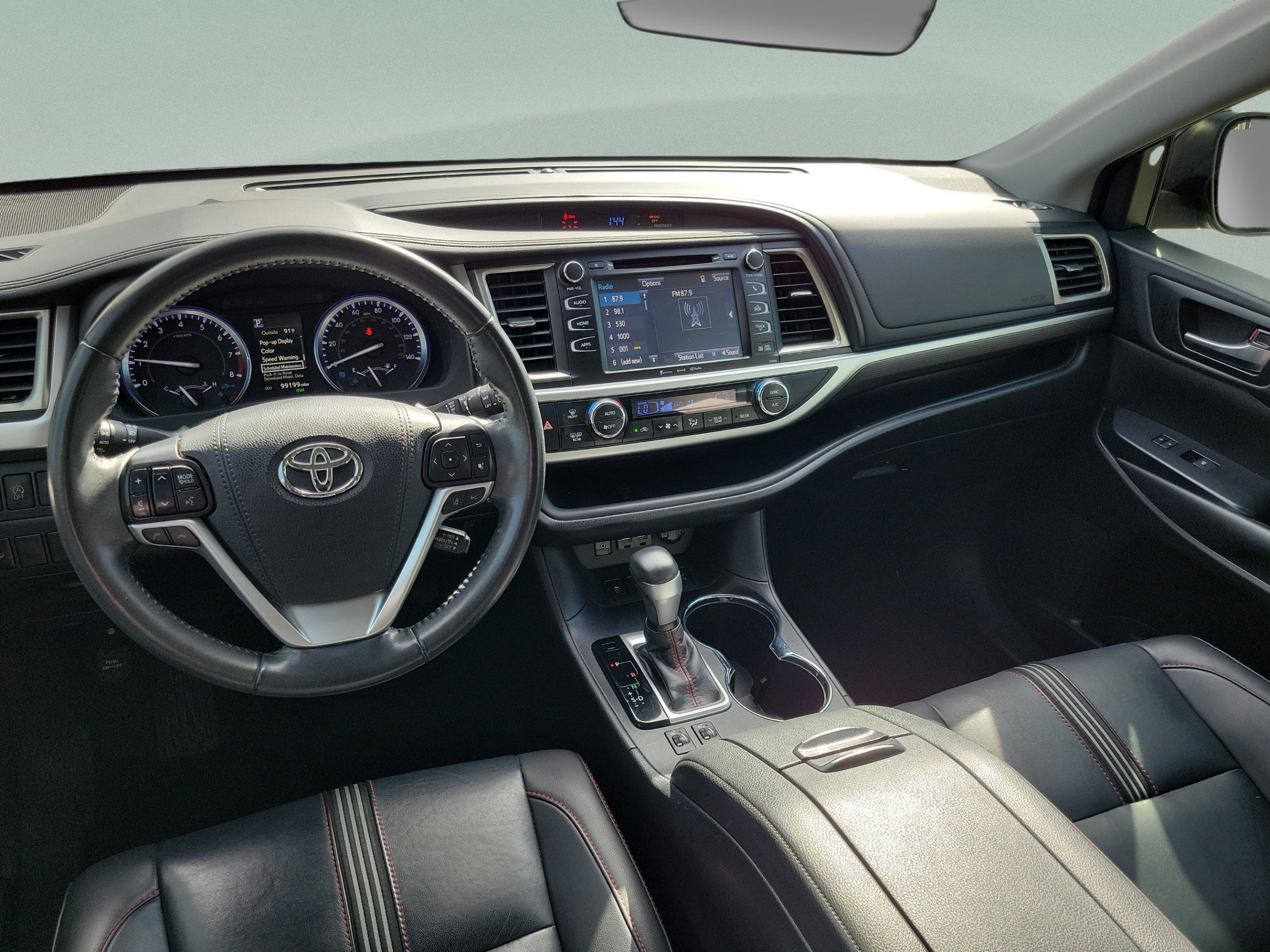 Used 2019 Toyota Highlander SE AWD/4WD image 21