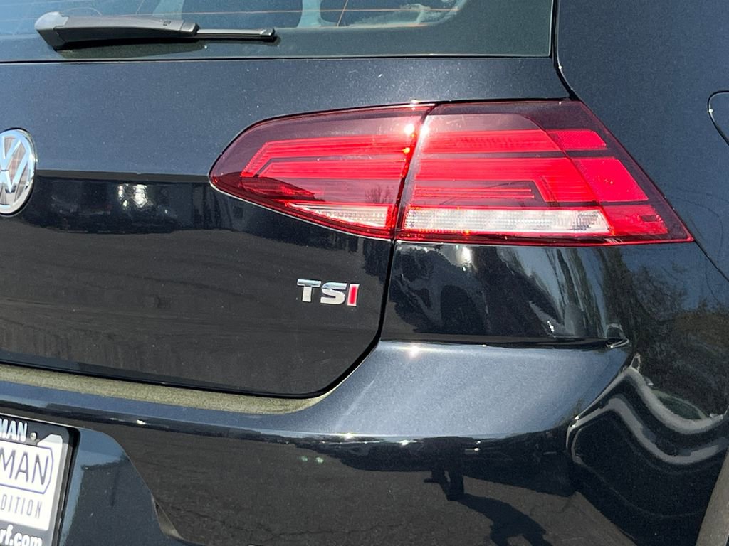 Used 2018 Volkswagen Golf SE FWD image 6