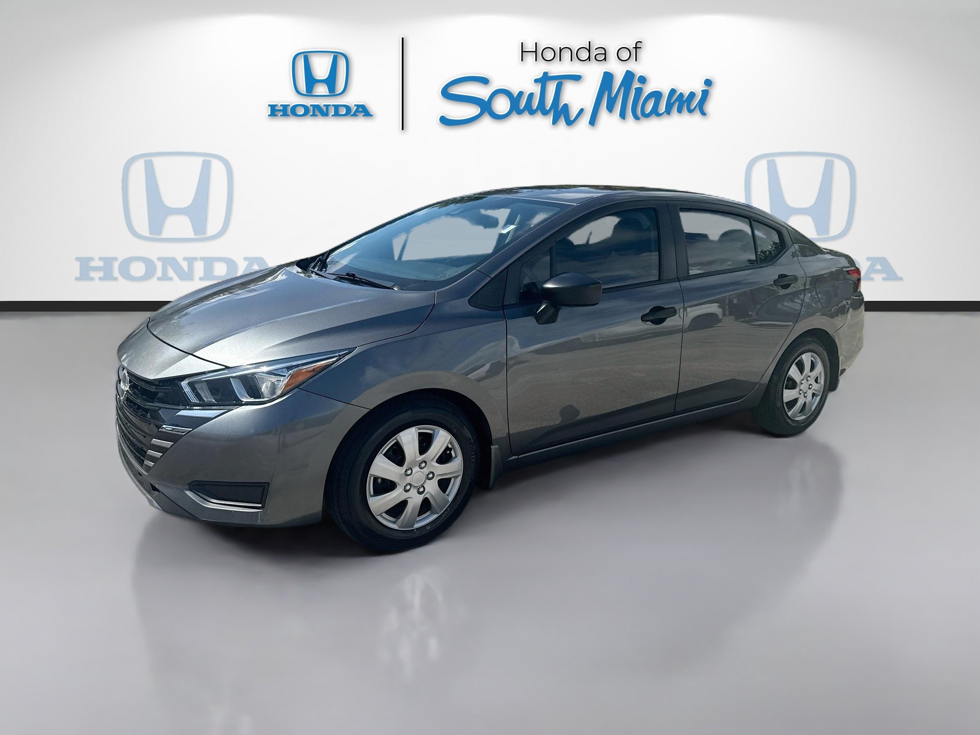 Used 2024 Nissan Versa S w/ Trunk Package FWD image 3