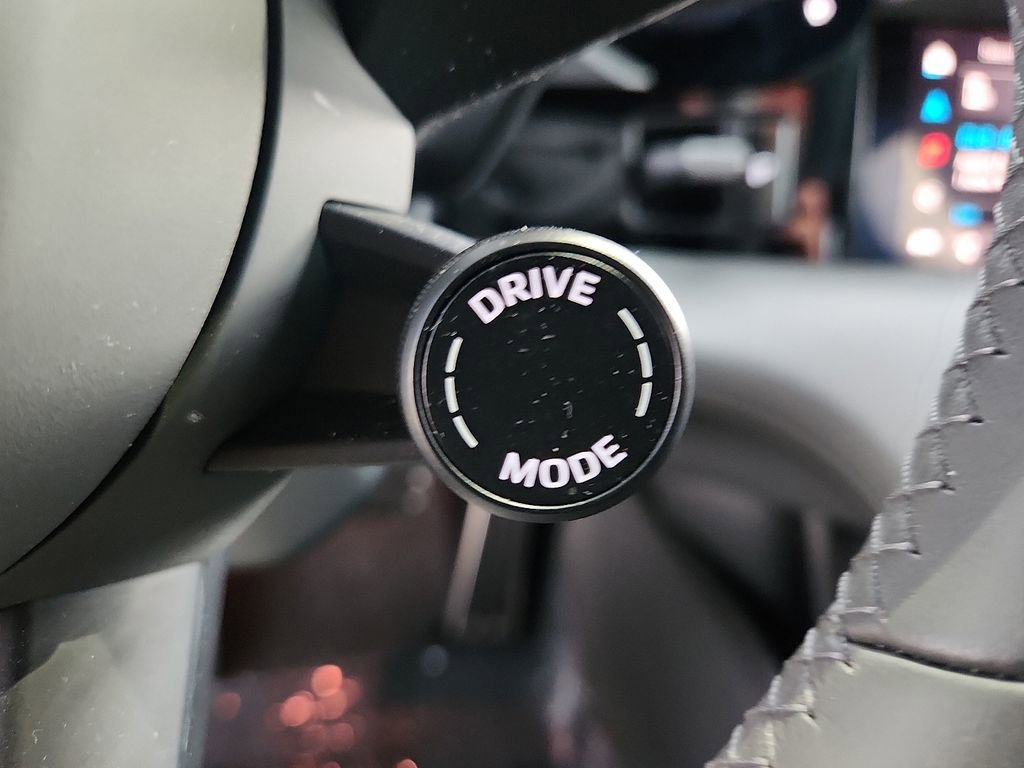 Certified 2025 Porsche Taycan image 21