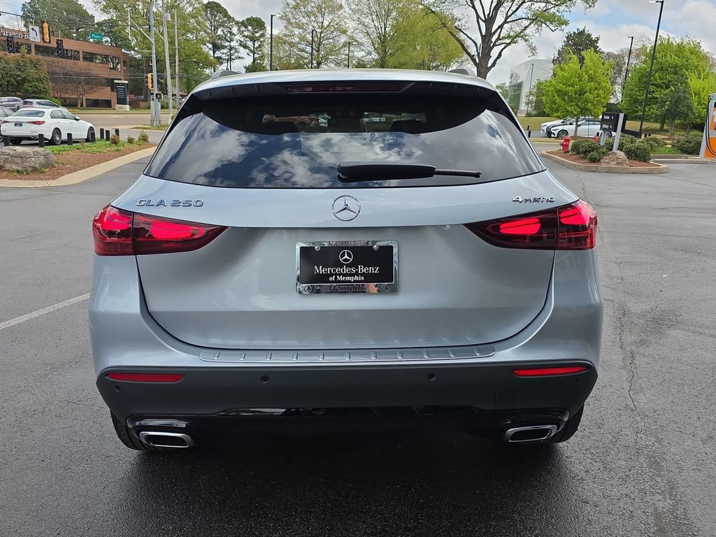 New 2026 Mercedes-Benz GLA 250 4MATIC image 4