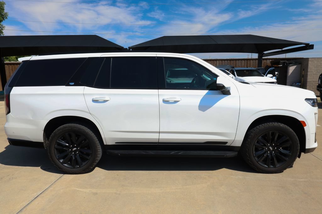 Used 2022 Cadillac Escalade Sport Platinum w/ Heavy-Duty Trailer Package AWD/4WD image 4