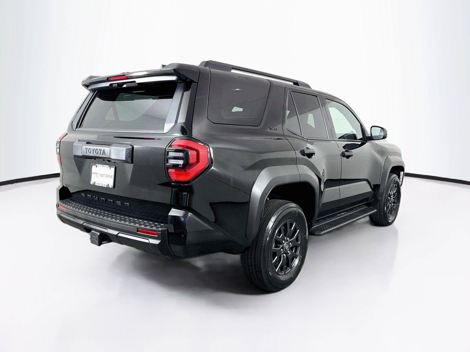 Certified 2025 Toyota 4Runner SR5 AWD/4WD image 2