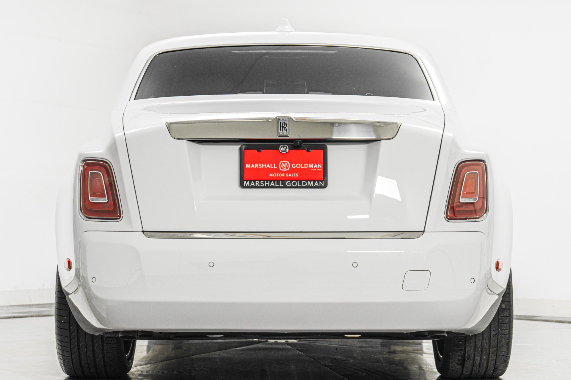 Used 2023 Rolls-Royce Phantom Sedan image 8