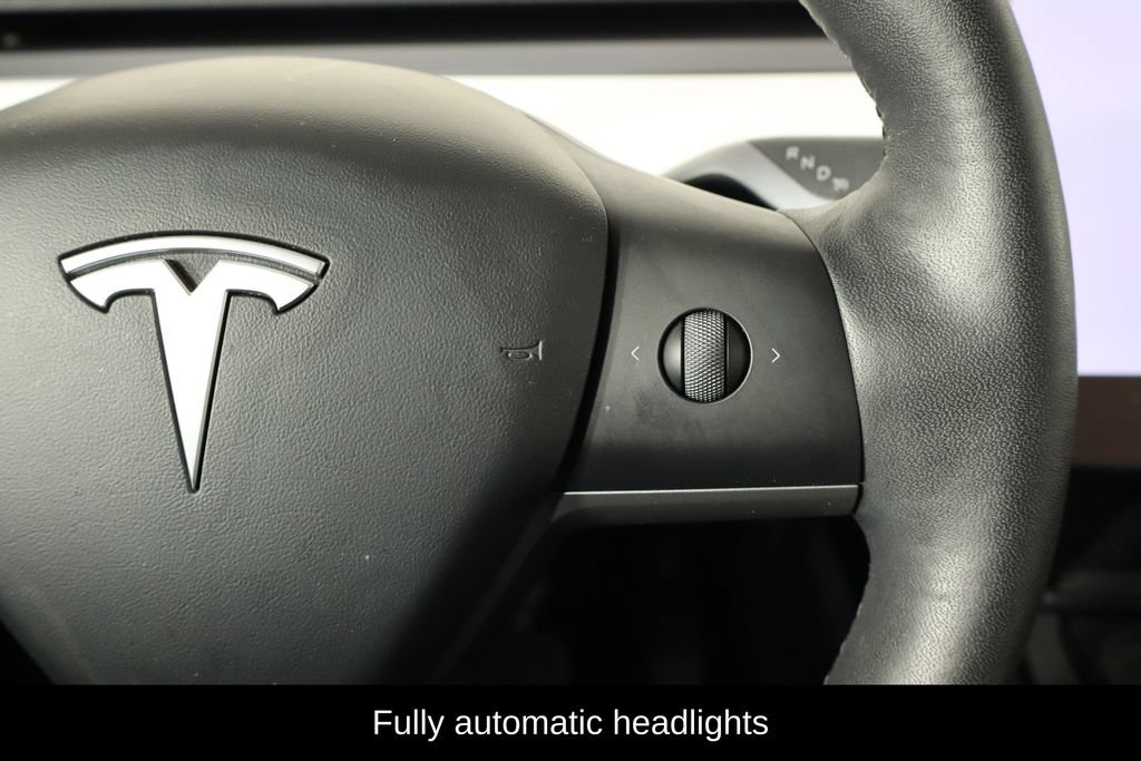 Used 2022 Tesla Model Y Long Range AWD/4WD image 10