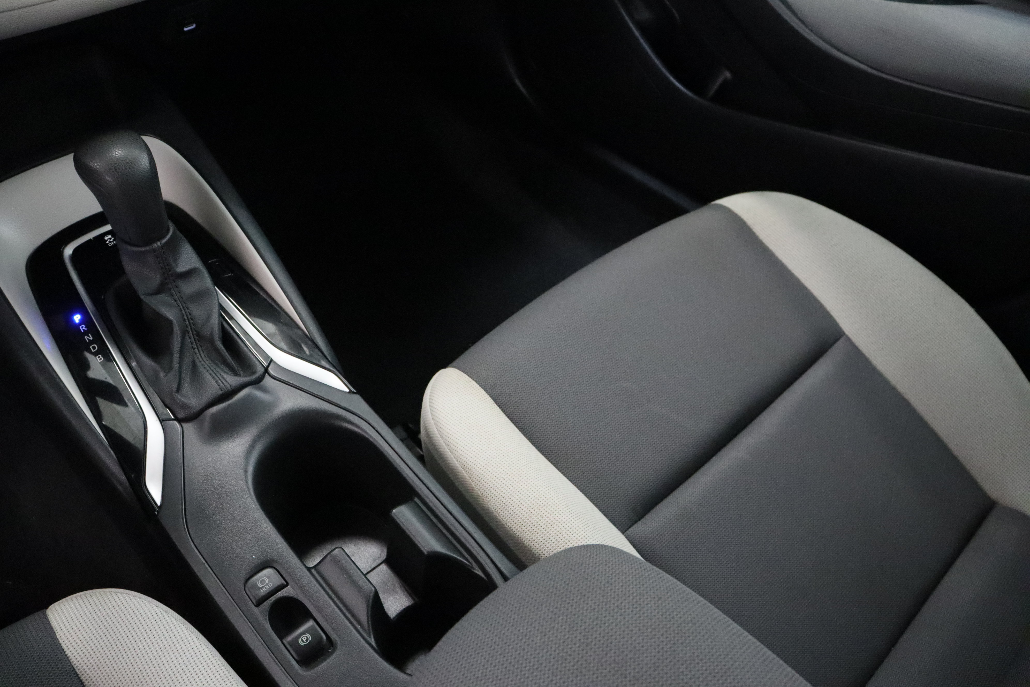 Used 2024 Toyota Corolla LE FWD image 16