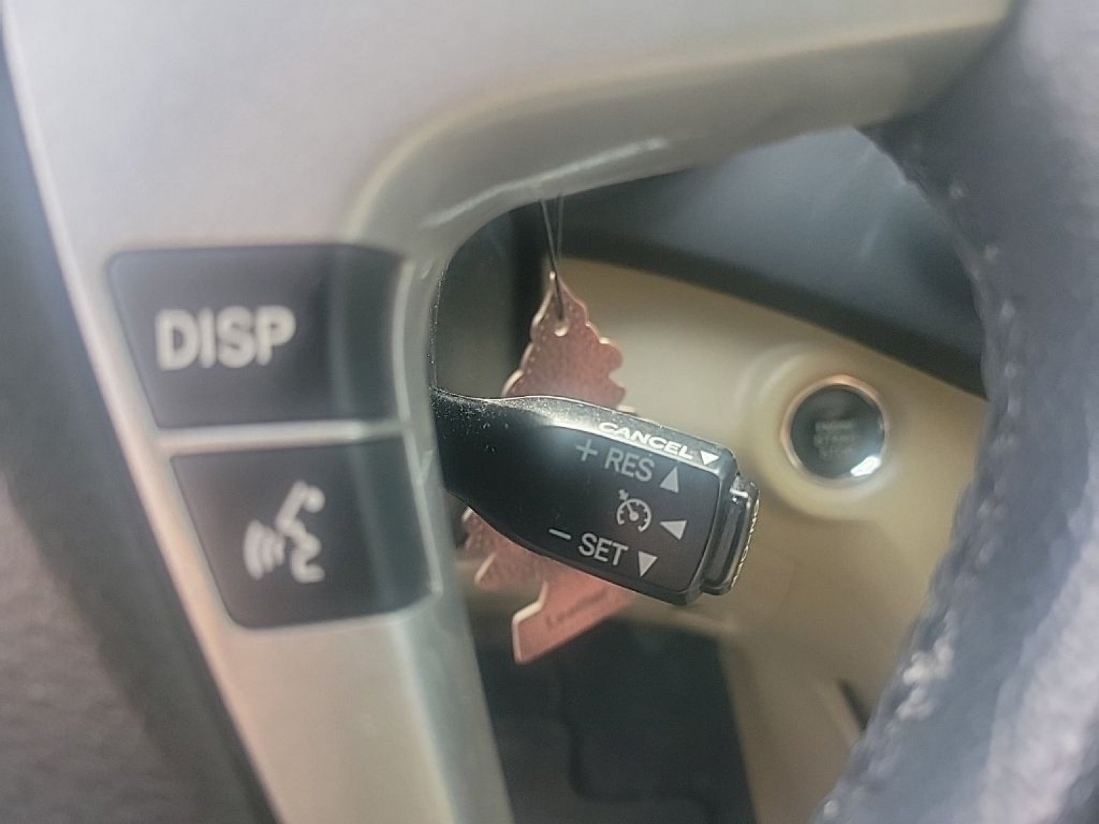 Used 2013 Toyota Highlander Limited AWD/4WD image 28