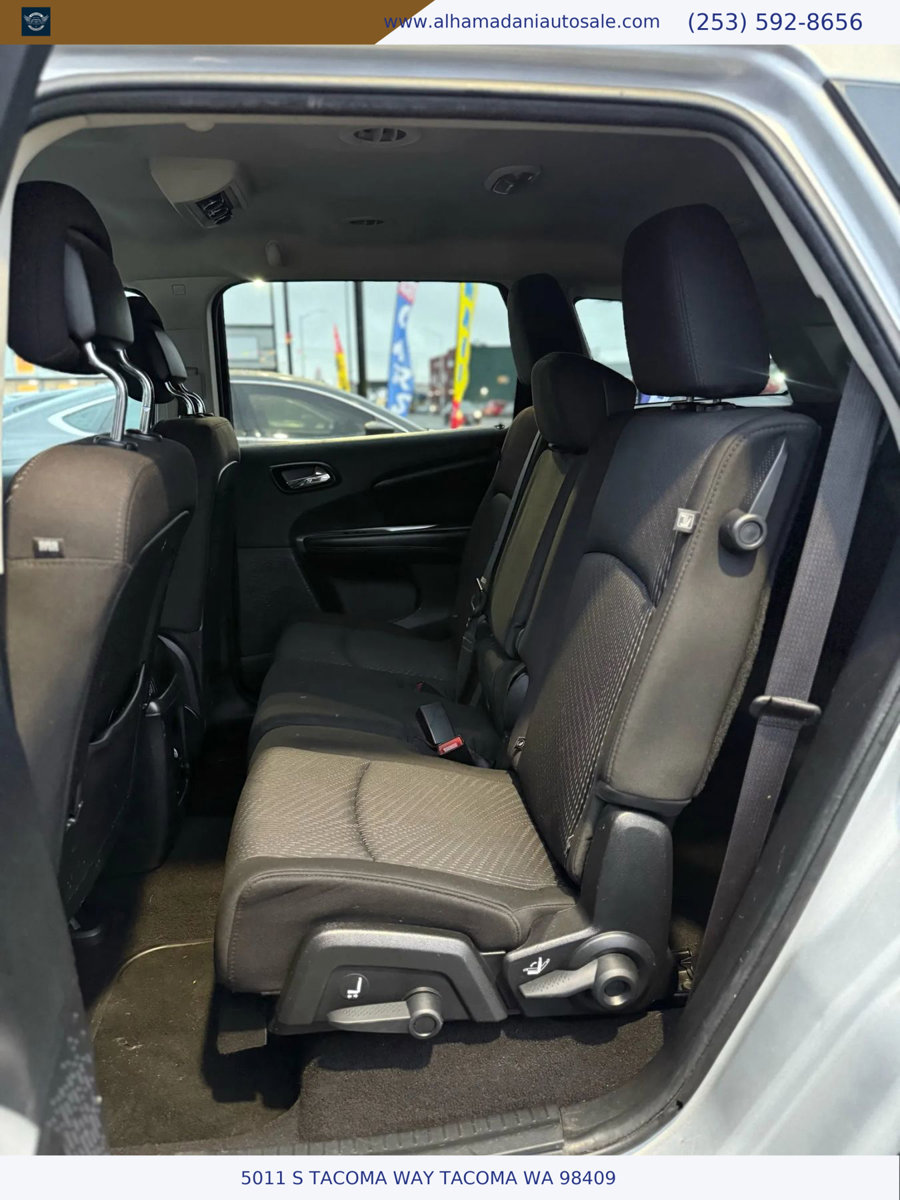Used 2014 Dodge Journey SE w/ Flexible Seating Group image 9