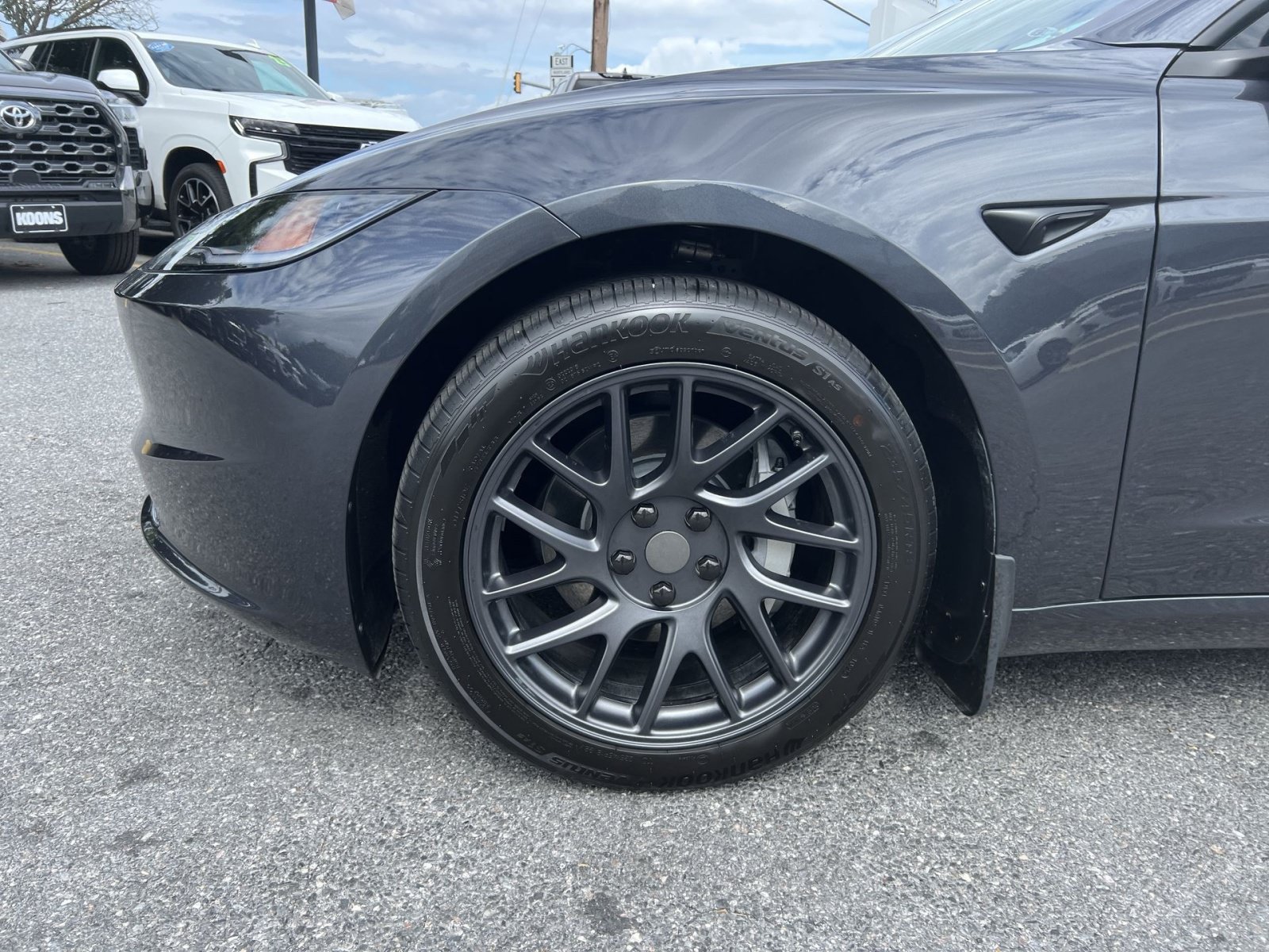 Used 2025 Tesla Model 3 Long Range RWD image 12