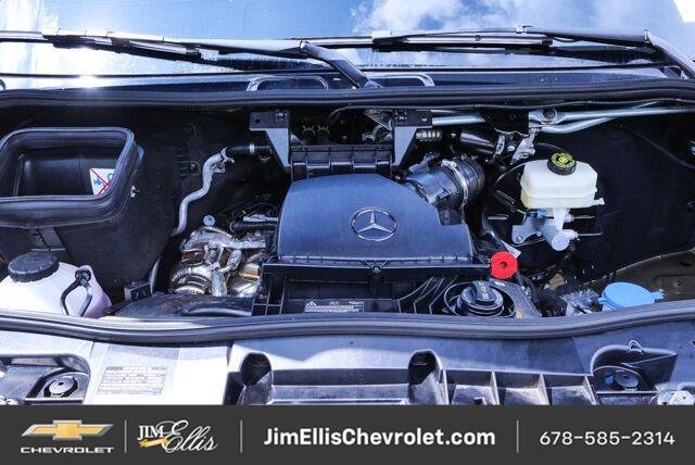 Used 2024 Mercedes-Benz Sprinter 2500 image 17