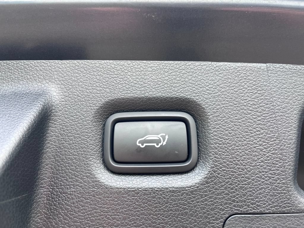 Used 2023 Hyundai Santa Fe Limited w/ Cargo Package AWD/4WD image 24