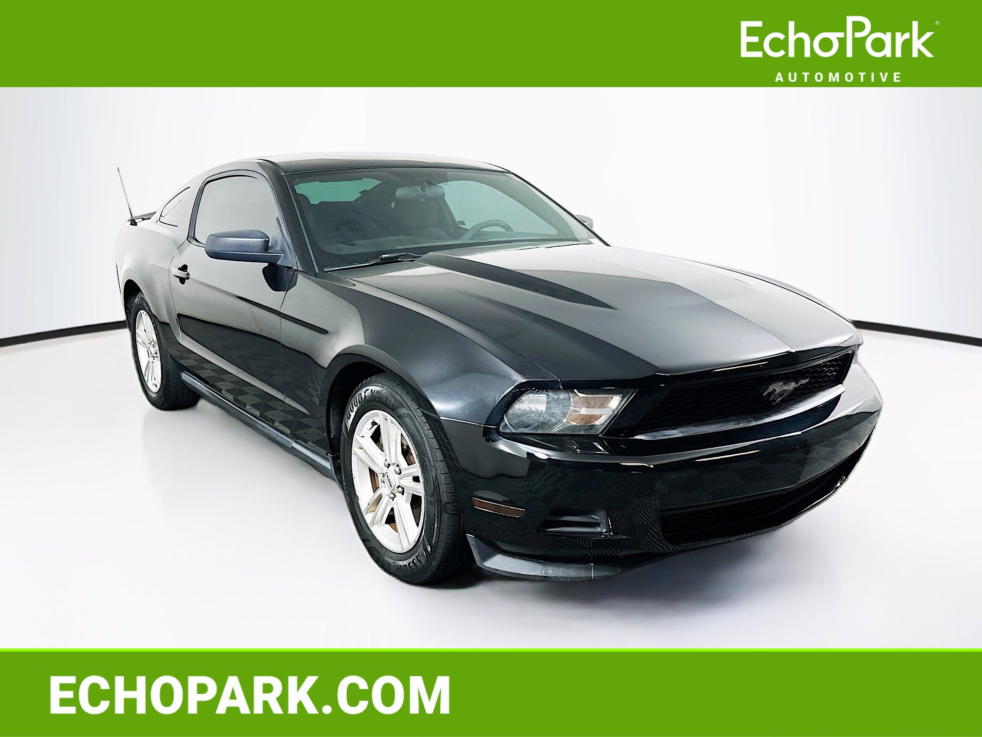 Used 2012 Ford Mustang Coupe RWD image 1