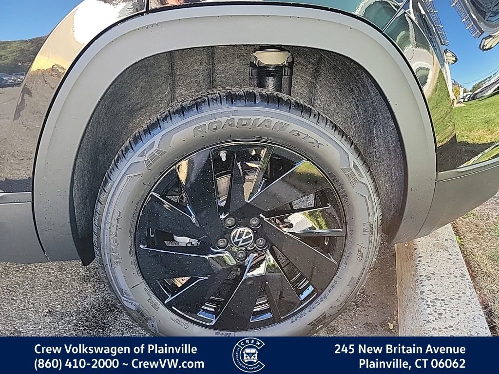 New 2026 Volkswagen Atlas Cross Sport SE image 8