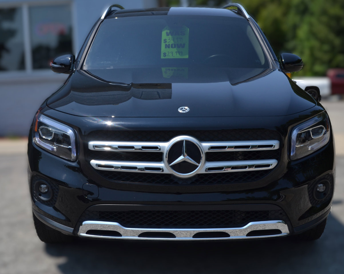 Used 2023 Mercedes-Benz GLB 250 image 3