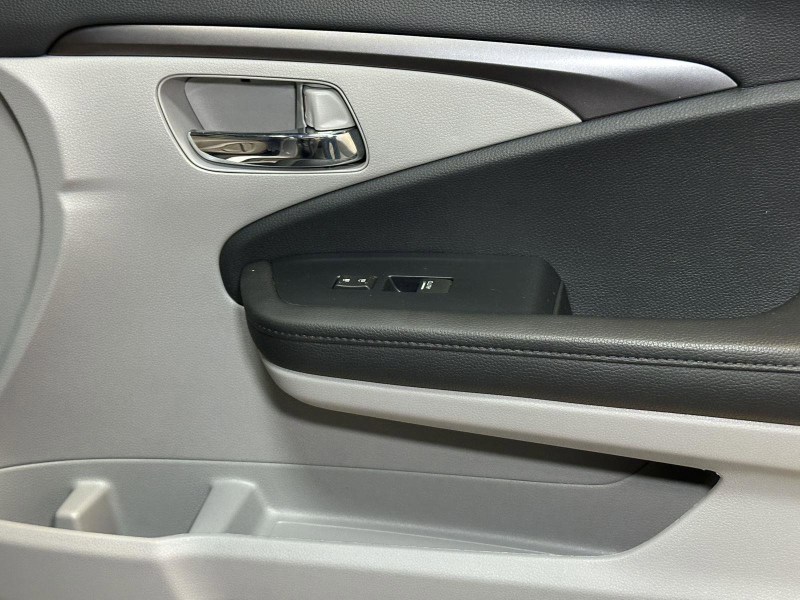 Certified 2022 Honda Pilot Special Edition image 38