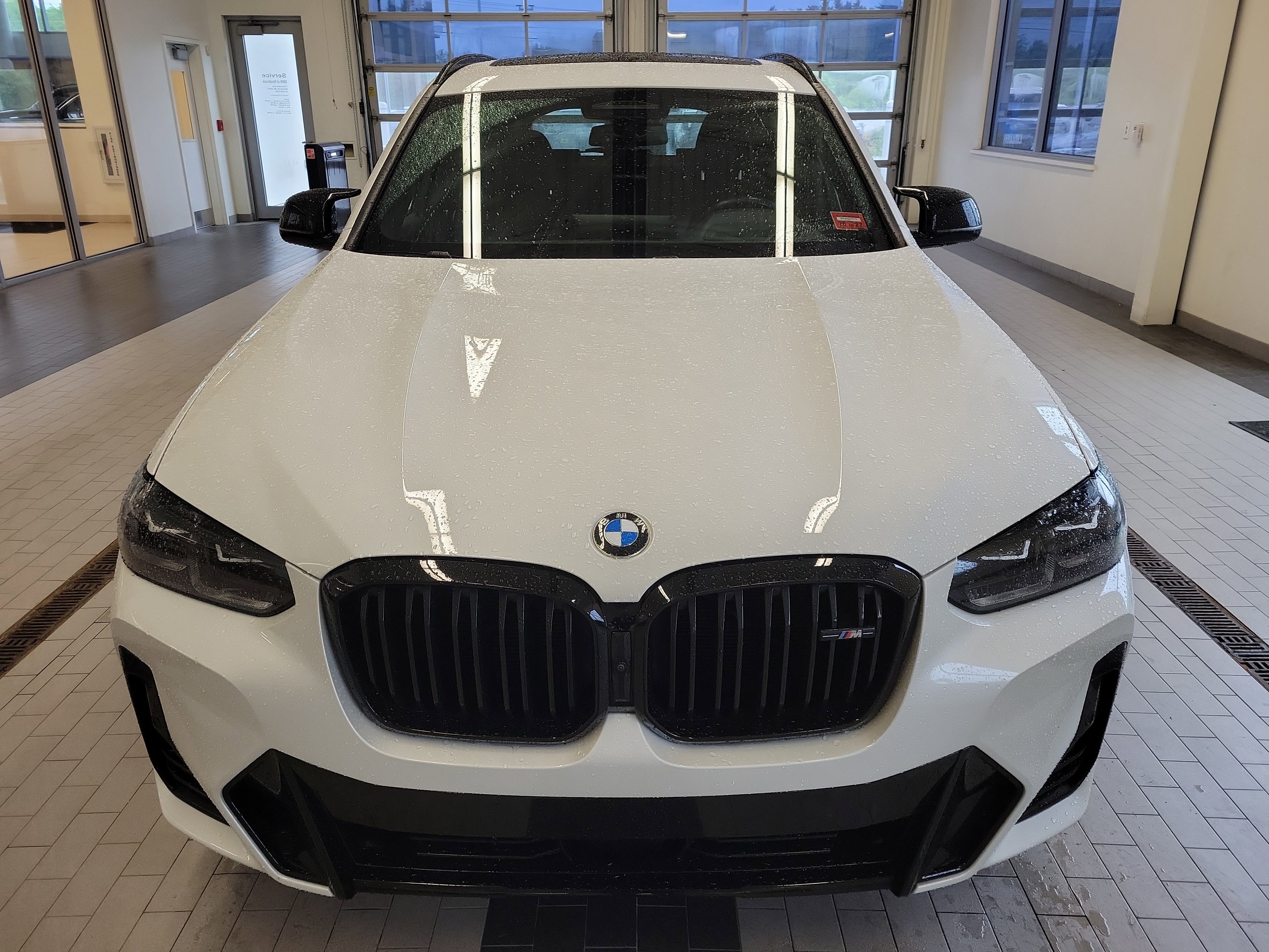 Used 2023 BMW X3 M40i AWD/4WD image 2