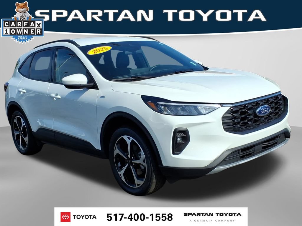Used 2025 Ford Escape ST-Line Select w/ Tech Pack #1 AWD/4WD image 5