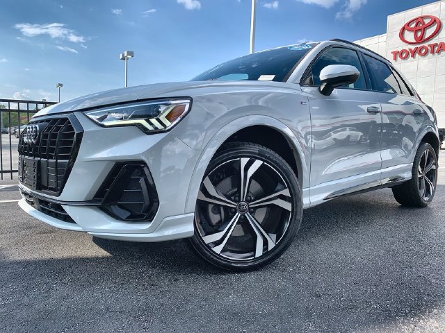 Used 2023 Audi Q3 2.0T Premium Plus w/ Premium Plus Package AWD/4WD image 4