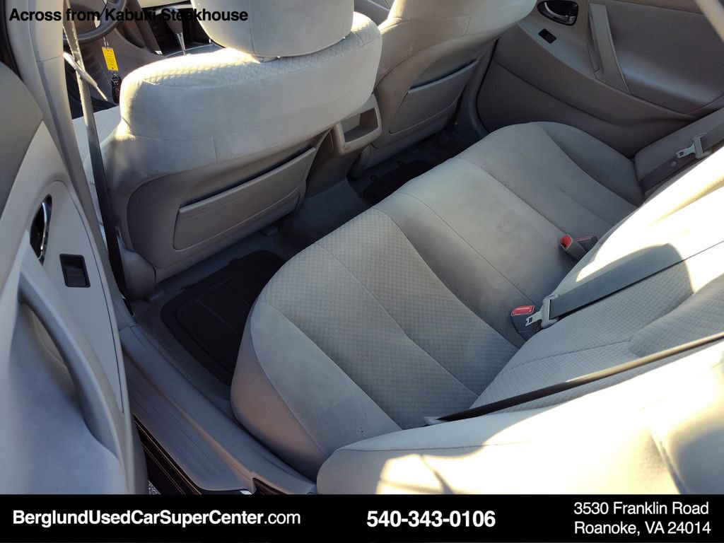 Used 2008 Toyota Camry LE image 32