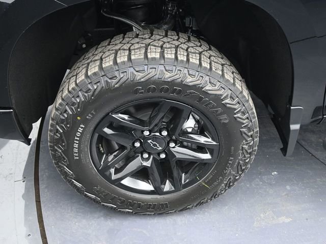 New 2026 Chevrolet Silverado 1500 Custom Trail Boss w/ LPO, Dark Essentials Package image 22