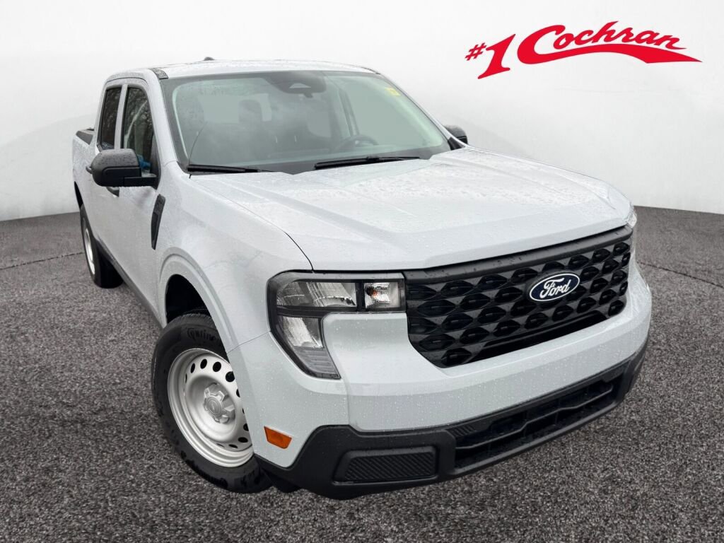 New 2025 Ford Maverick XL image 1