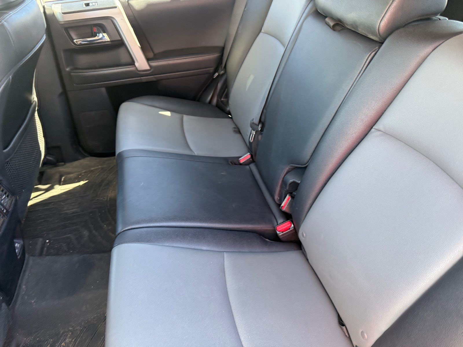 Used 2021 Toyota 4Runner SR5 Premium AWD/4WD image 17