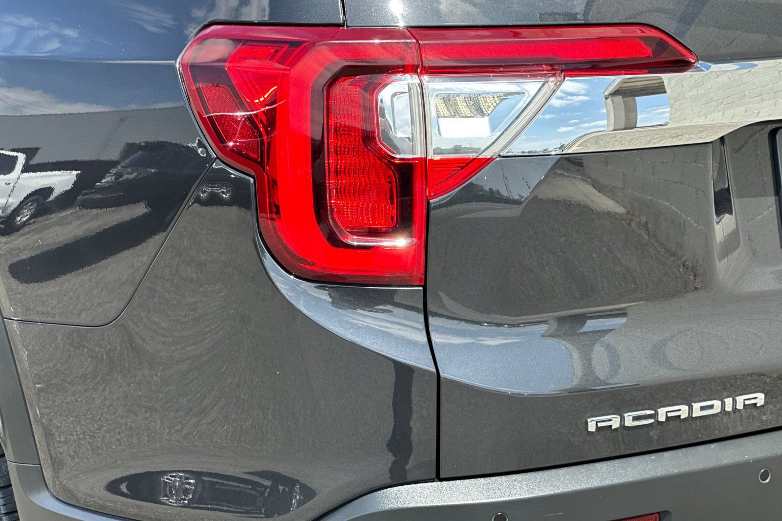 Certified 2020 GMC Acadia SLE FWD image 38