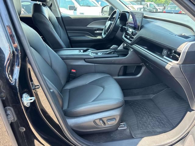 Used 2024 Toyota Grand Highlander AWD Hybrid image 25