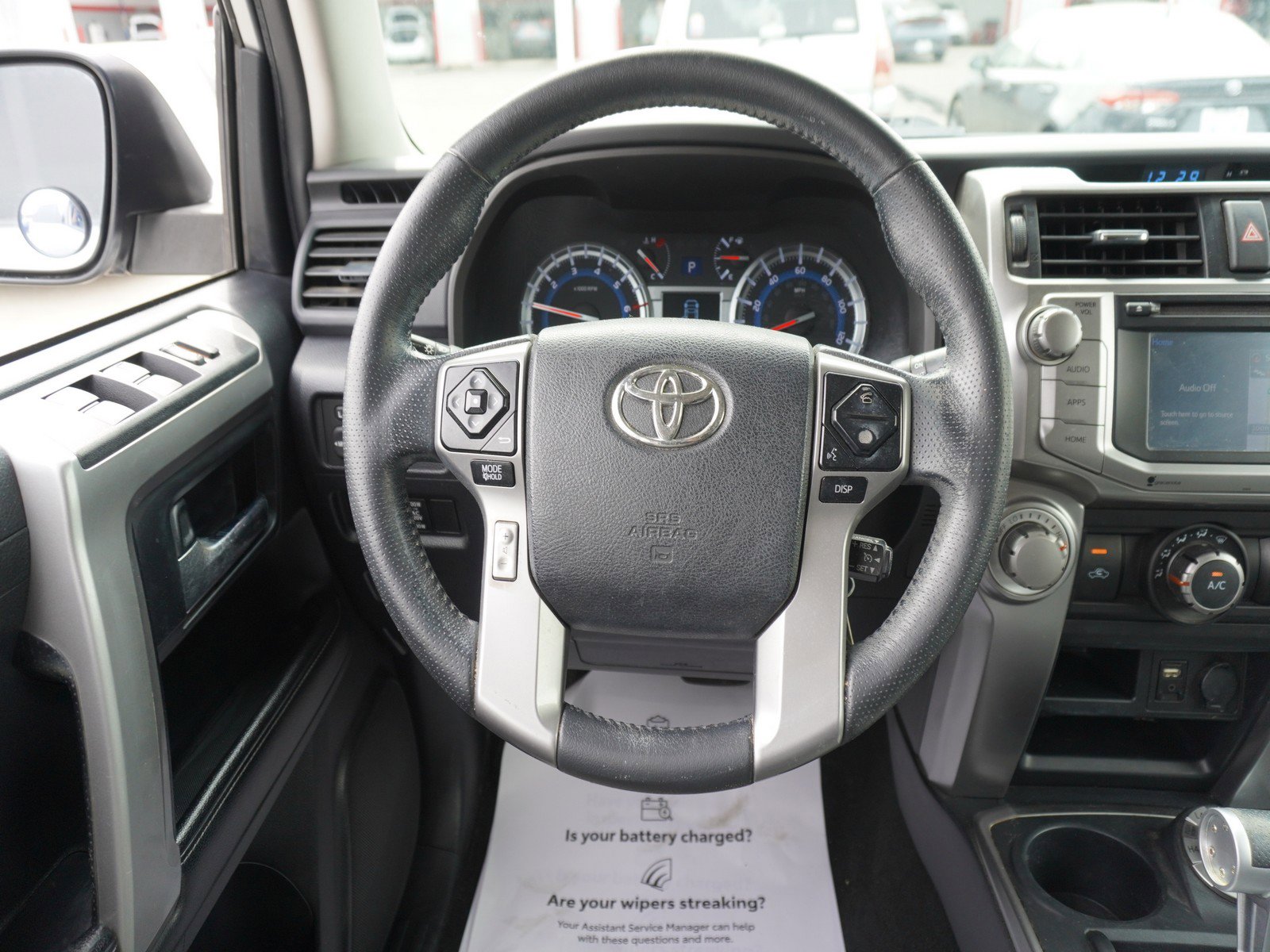 Used 2014 Toyota 4Runner SR5 Premium image 17