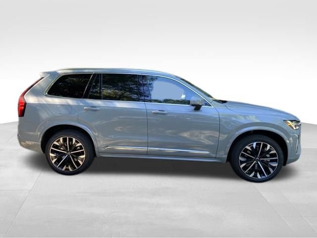 New 2026 Volvo XC90 B6 Plus w/ Protection Package Premier image 8