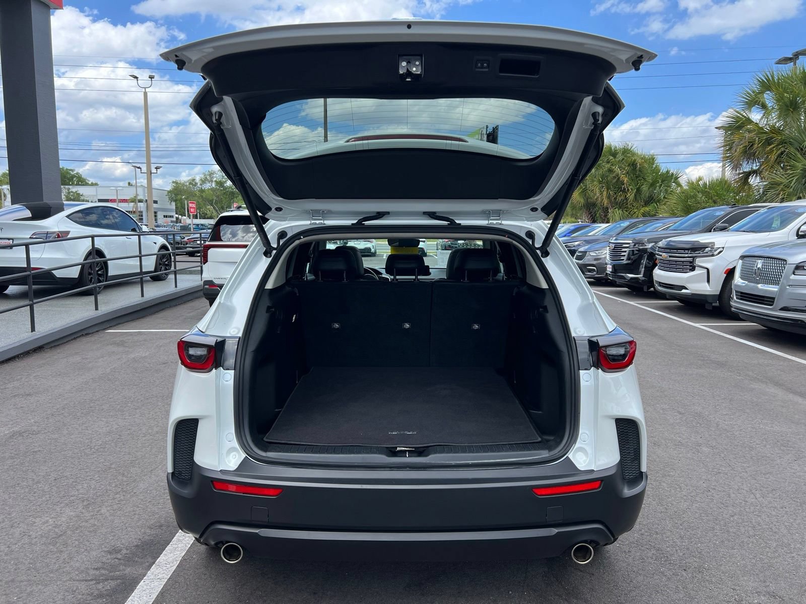 Used 2023 MAZDA CX-50 AWD 2.5 S w/ Cargo Package image 19