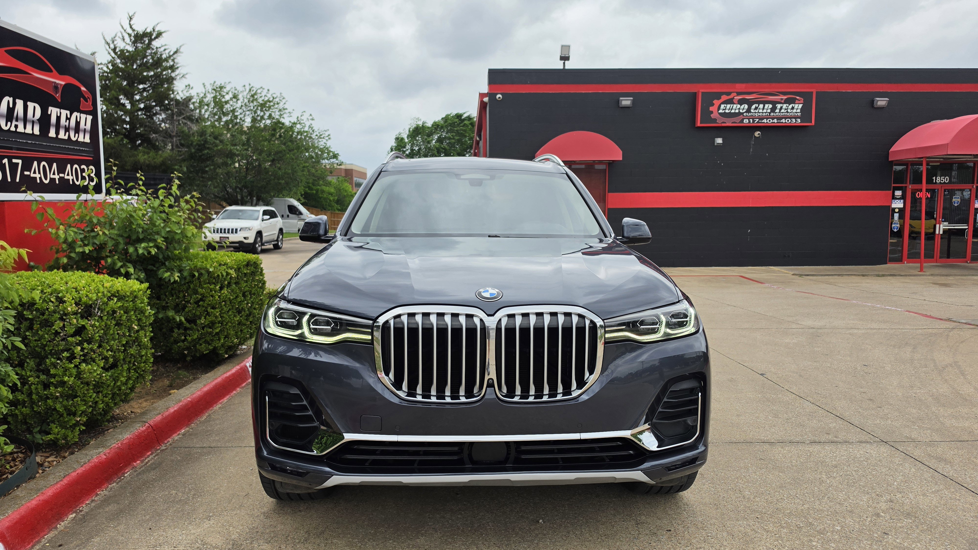 Used 2022 BMW X7 xDrive40i w/ Premium Package image 5