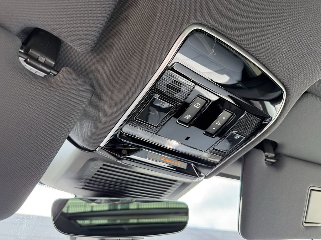 New 2026 Land Rover Range Rover Sport Dynamic SE image 27