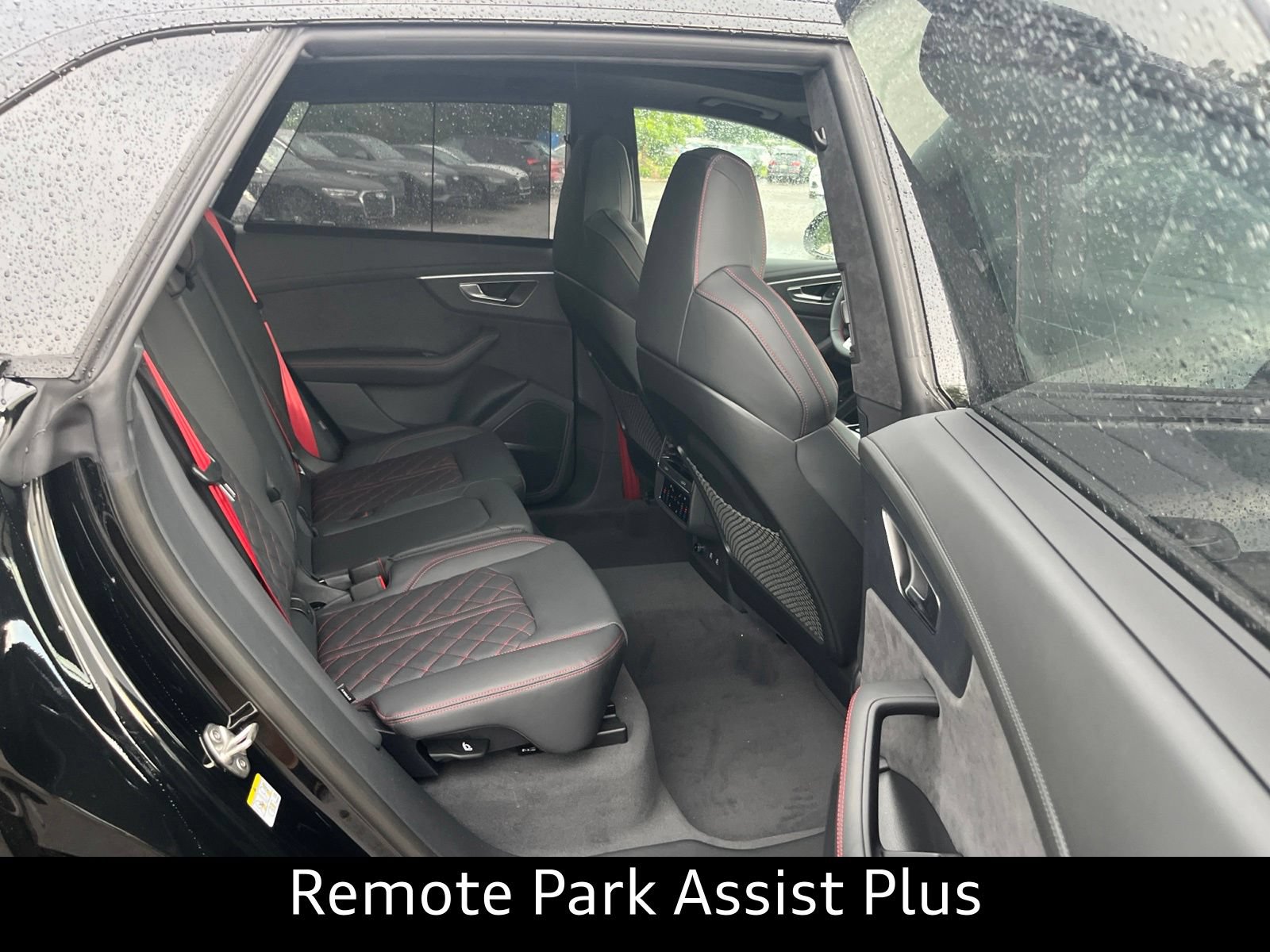 New 2026 Audi SQ8 Prestige AWD/4WD image 31