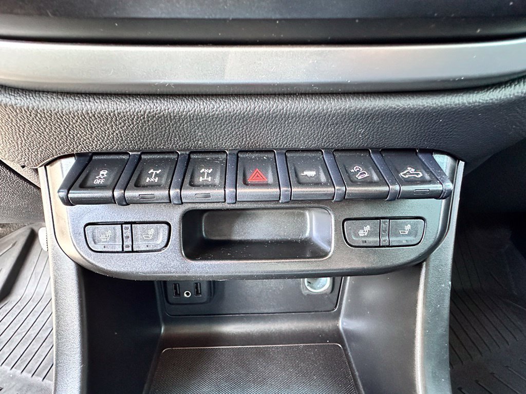 Used 2020 Chevrolet Colorado ZR2 AWD/4WD image 32