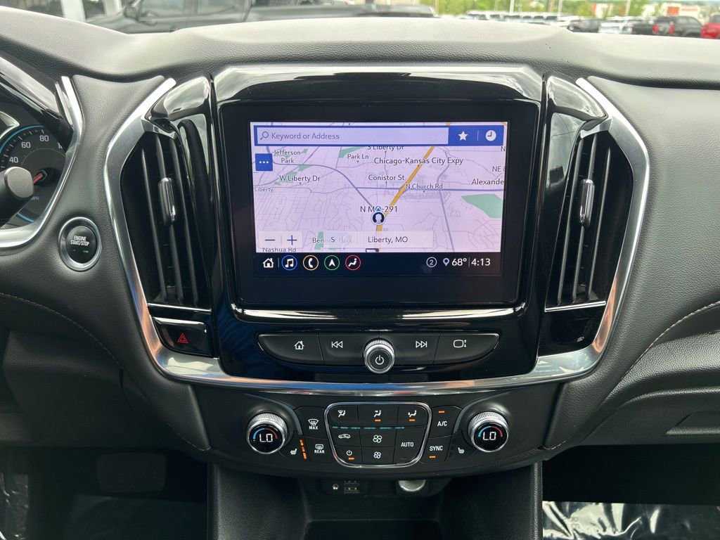 Used 2021 Chevrolet Traverse LT w/ LT Premium Package FWD image 29